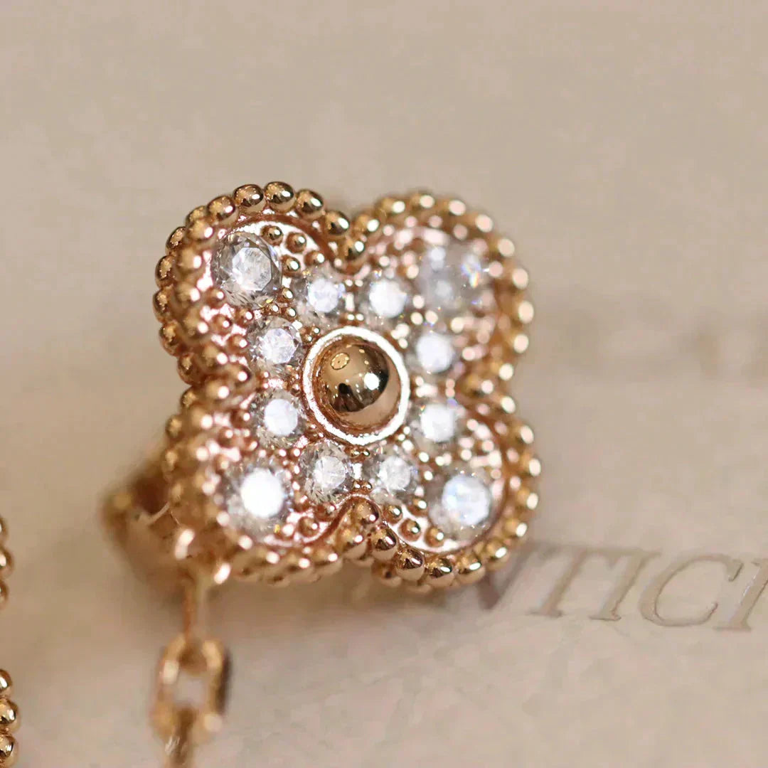 [TOPON]CLOVER MEDIUM 1 MOTIFS FUll DIAMOND EARRINGS