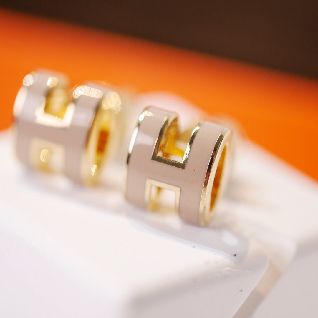 [TOPON]MINI POP H GOLD EARRINGS GREY