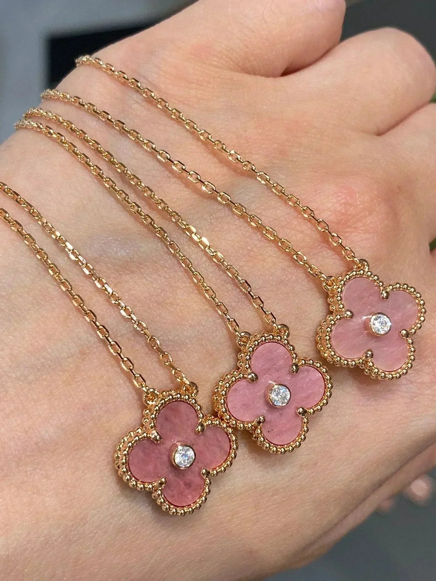 [TOPON]CLOVER 15MM DIAMOND RHODONITE NECKLACE