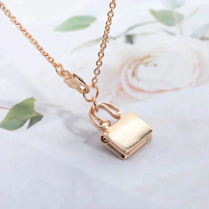 [TOPON]AMULETTE PEDANT ROSE GOLD NECKLACE