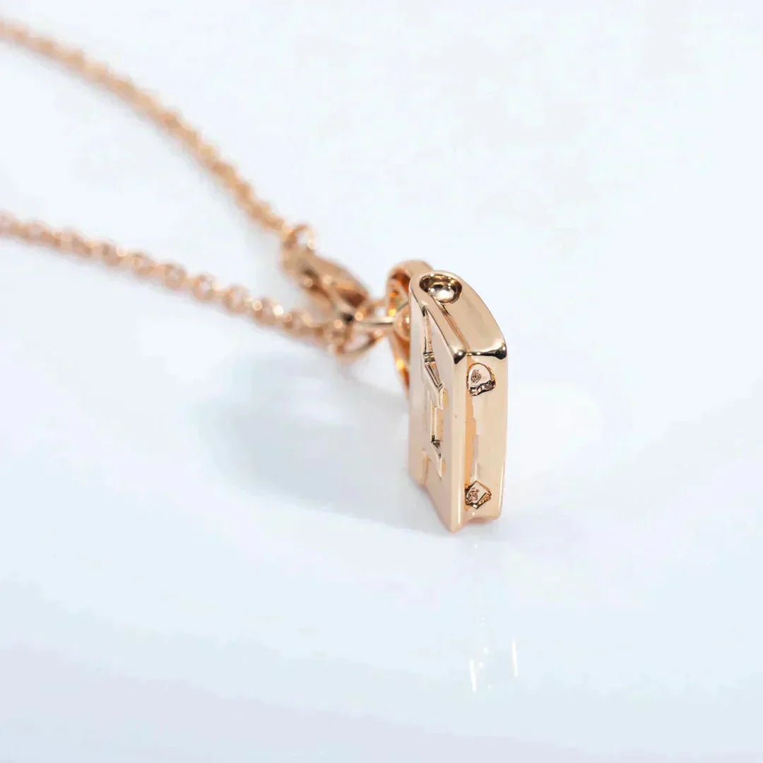 [TOPON]AMULETTE PEDANT ROSE GOLD NECKLACE