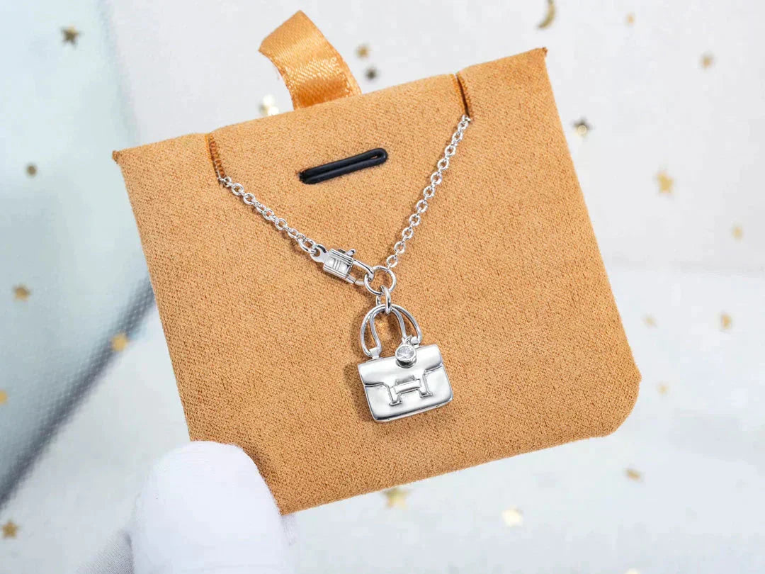 [TOPON]AMULETTE PEDANT SILVER NECKLACE