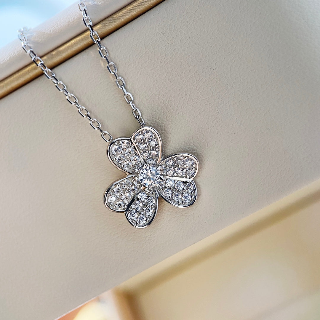 [TOPON]CLOVER DIAMOND NECKLACE SILVER