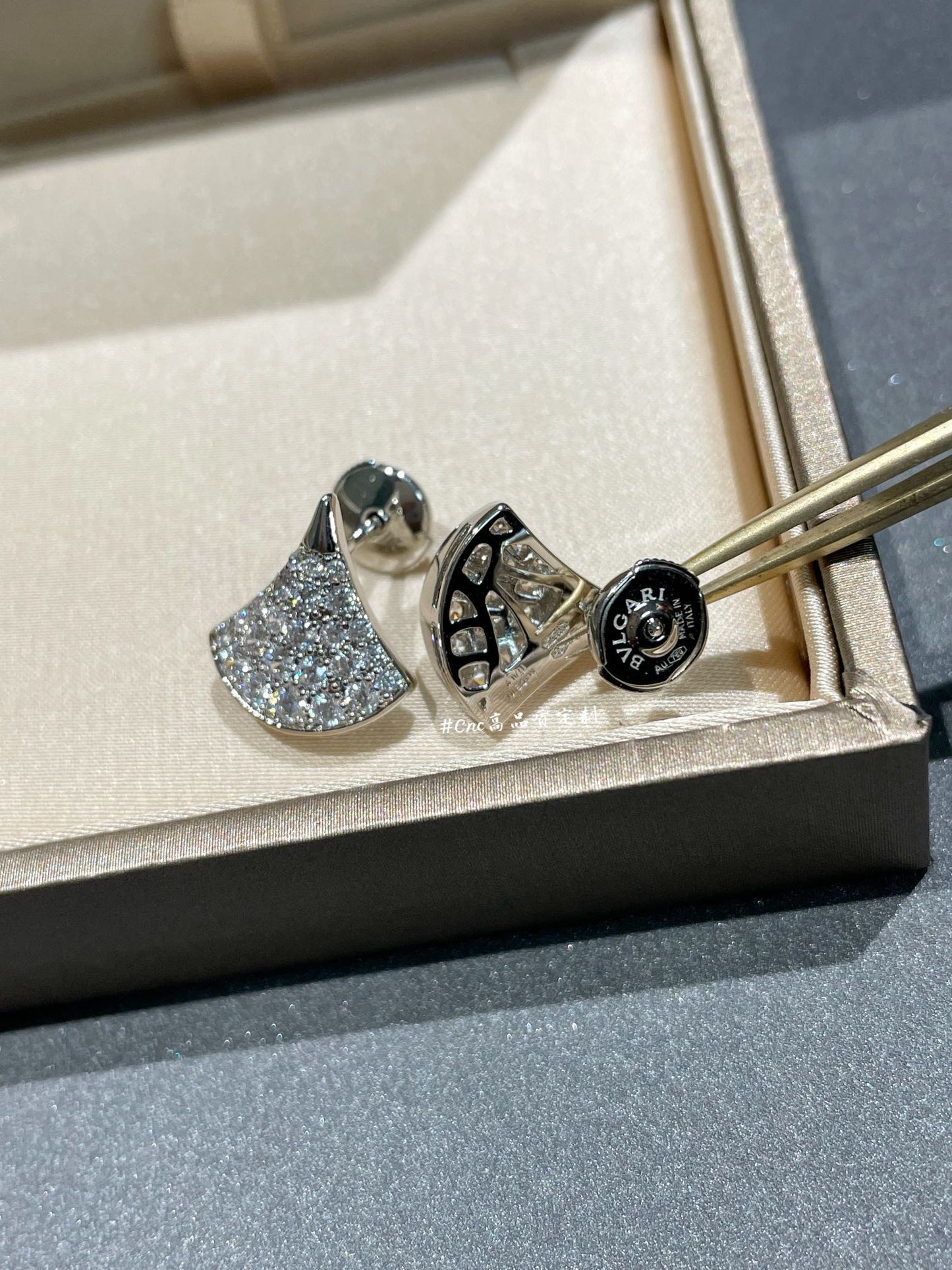 [TOPON]DREAM STUD EARRINGS DIAMOND