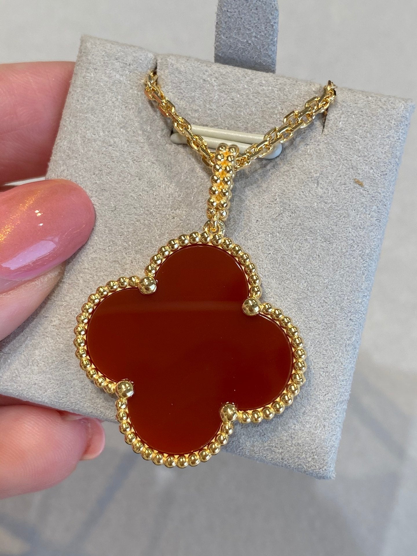 [TOPON]CLOVER 25MM NECKLACE GOLD CARNELIAN