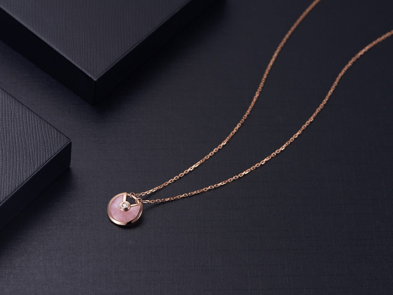 [TOPON]AMULETTE ROSE GOLD PINK MOP NECKLACE