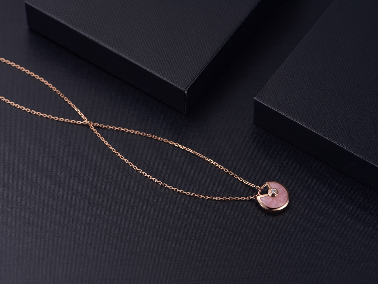 [TOPON]AMULETTE ROSE GOLD PINK MOP NECKLACE