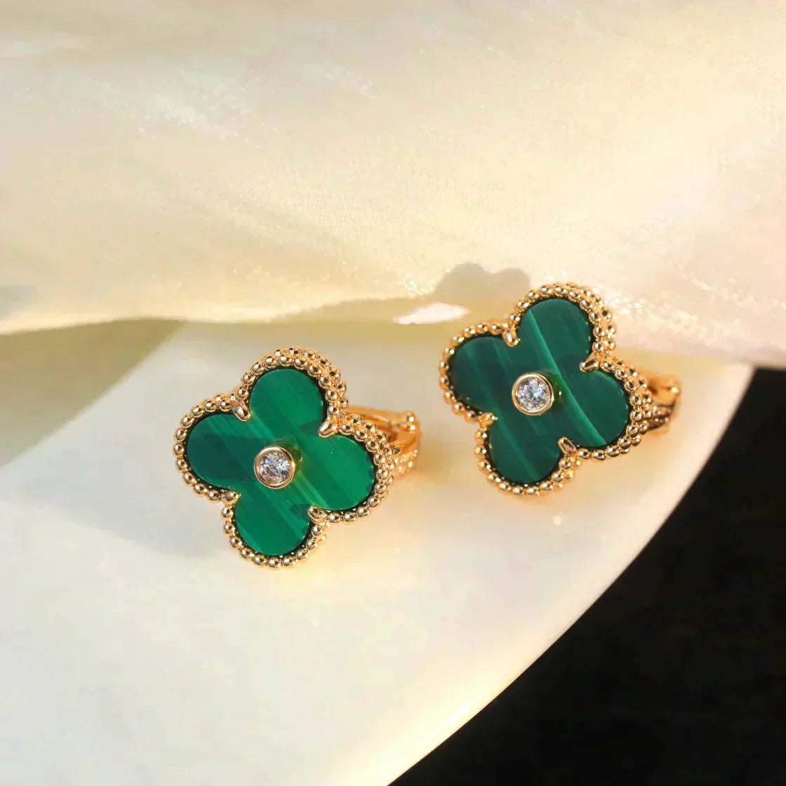 [TOPON]CLOVER MEDIUM 1 MOTIFS MALACHITE DIAMOND EARRINGS