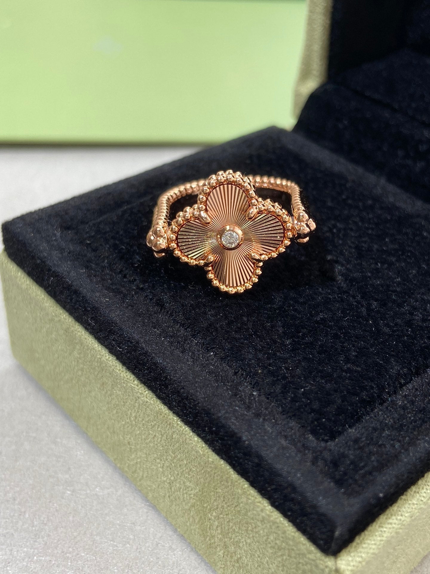 [TOPON]CLOVER RIVERSIBLE ROSE GOLD RING