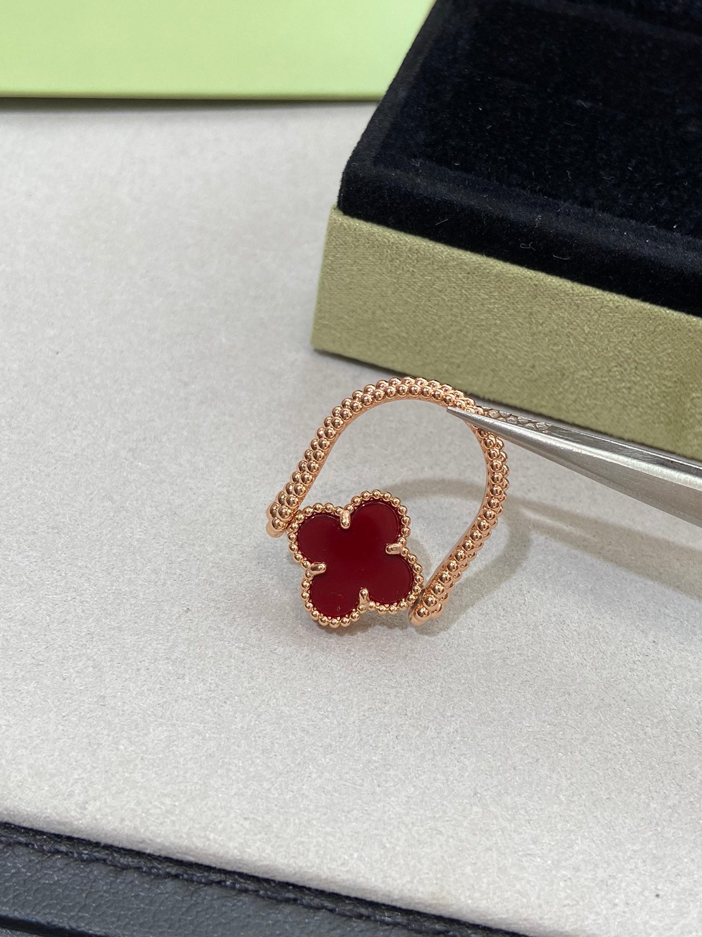 [TOPON]CLOVER RIVERSIBLE ROSE GOLD RING