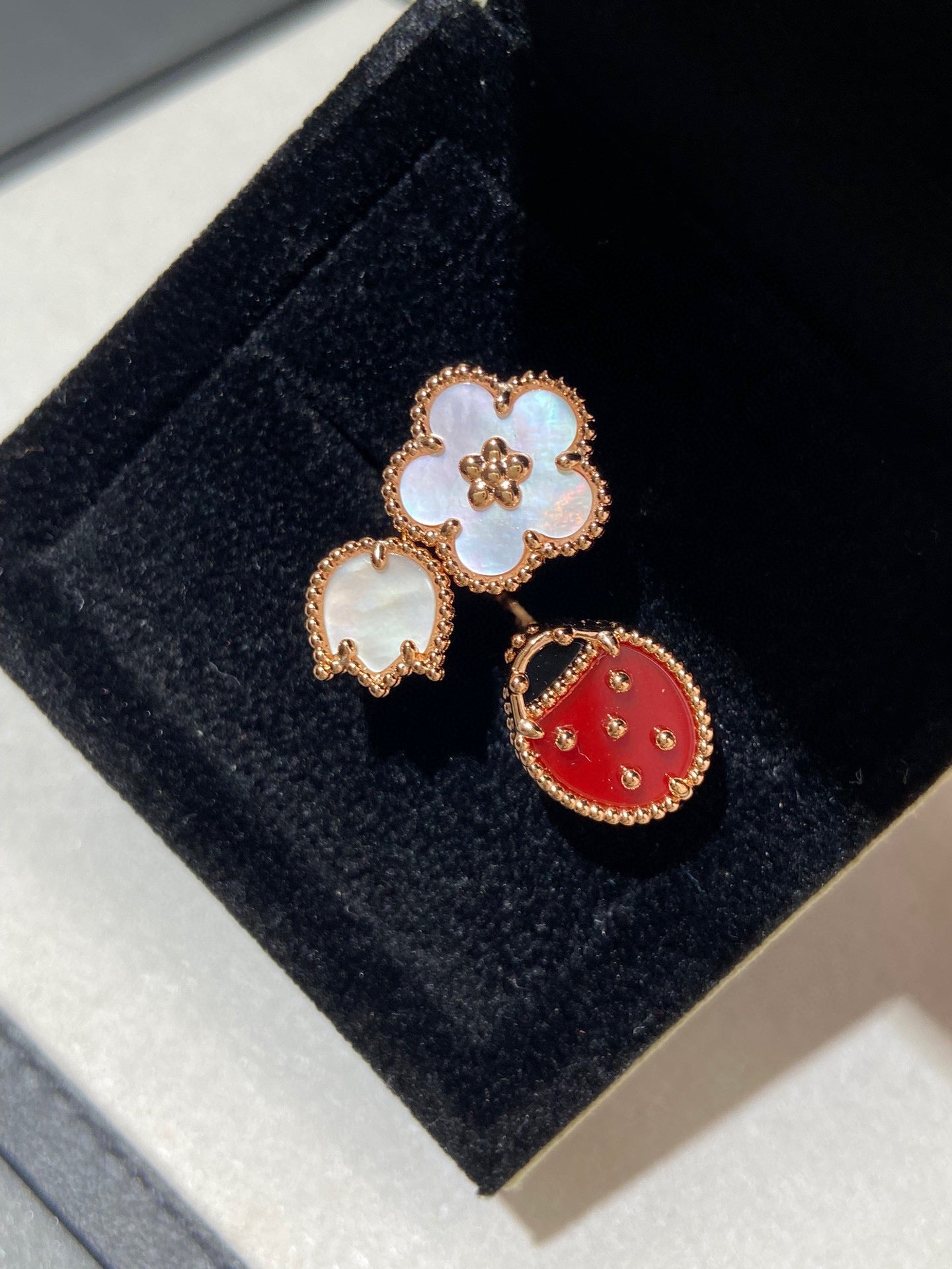 [TOPON]LUCKY 3 MOTIF ROSE GOLD RING