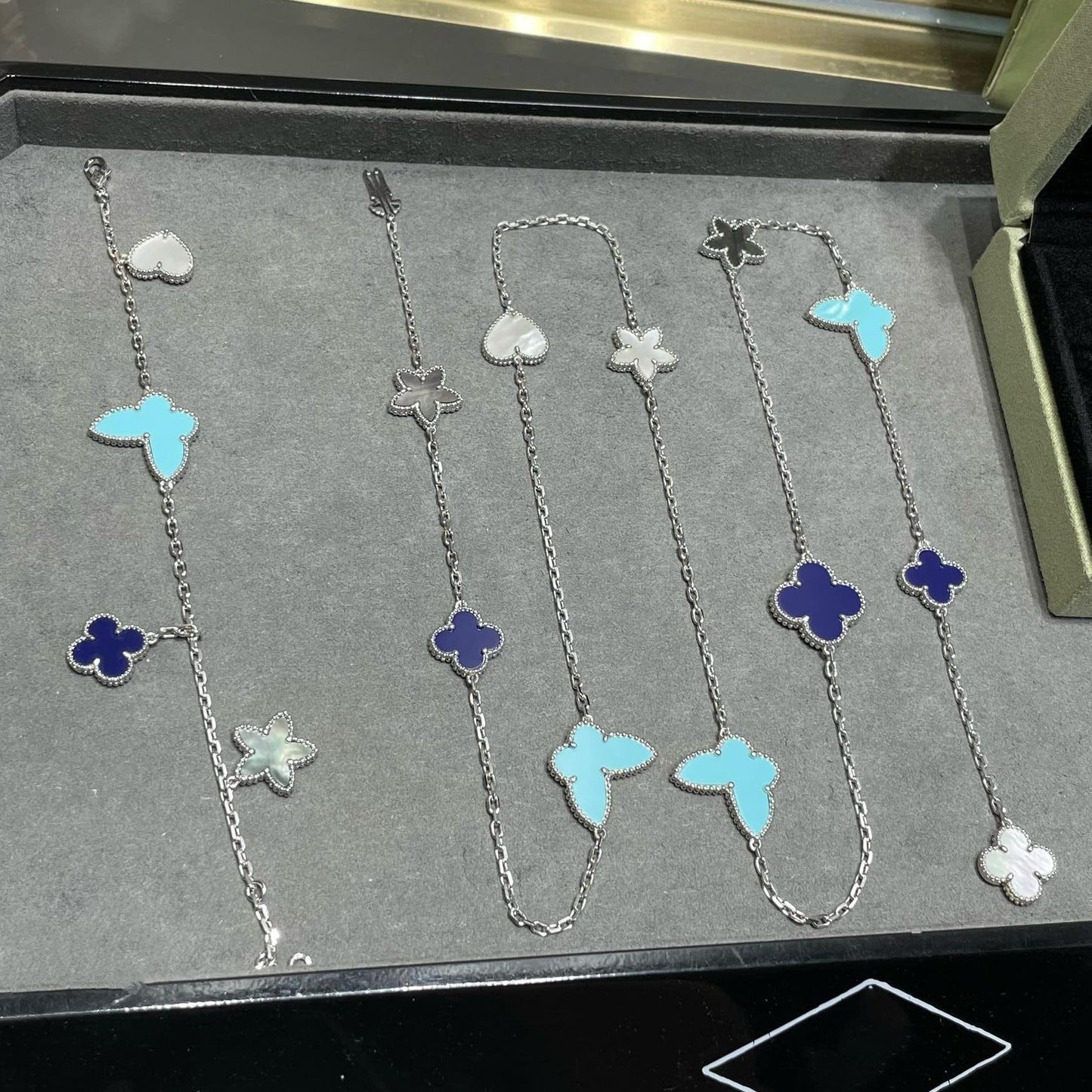 [TOPON]LUCKY CLOVER SILVER 11 MOTIF NECKLACE