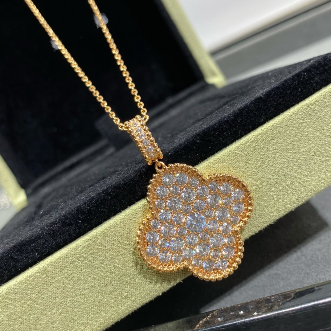 [TOPON]CLOVER 25MM LARGE PEDANT DIAMOND PAVED LONG NECKLACE