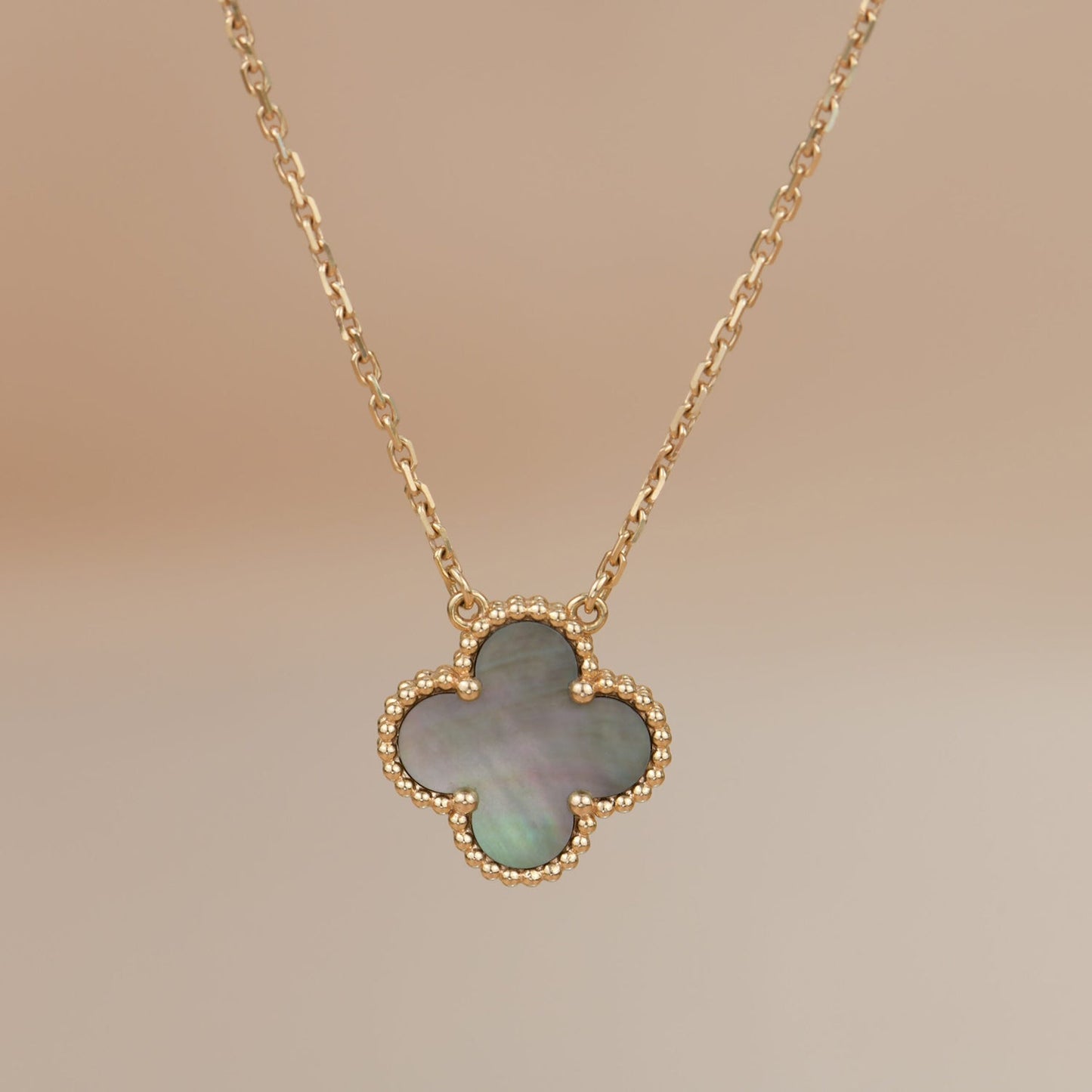 [TOPON]CLOVER 15MM  GRAY MOTHER OF PEARL NECKLACE