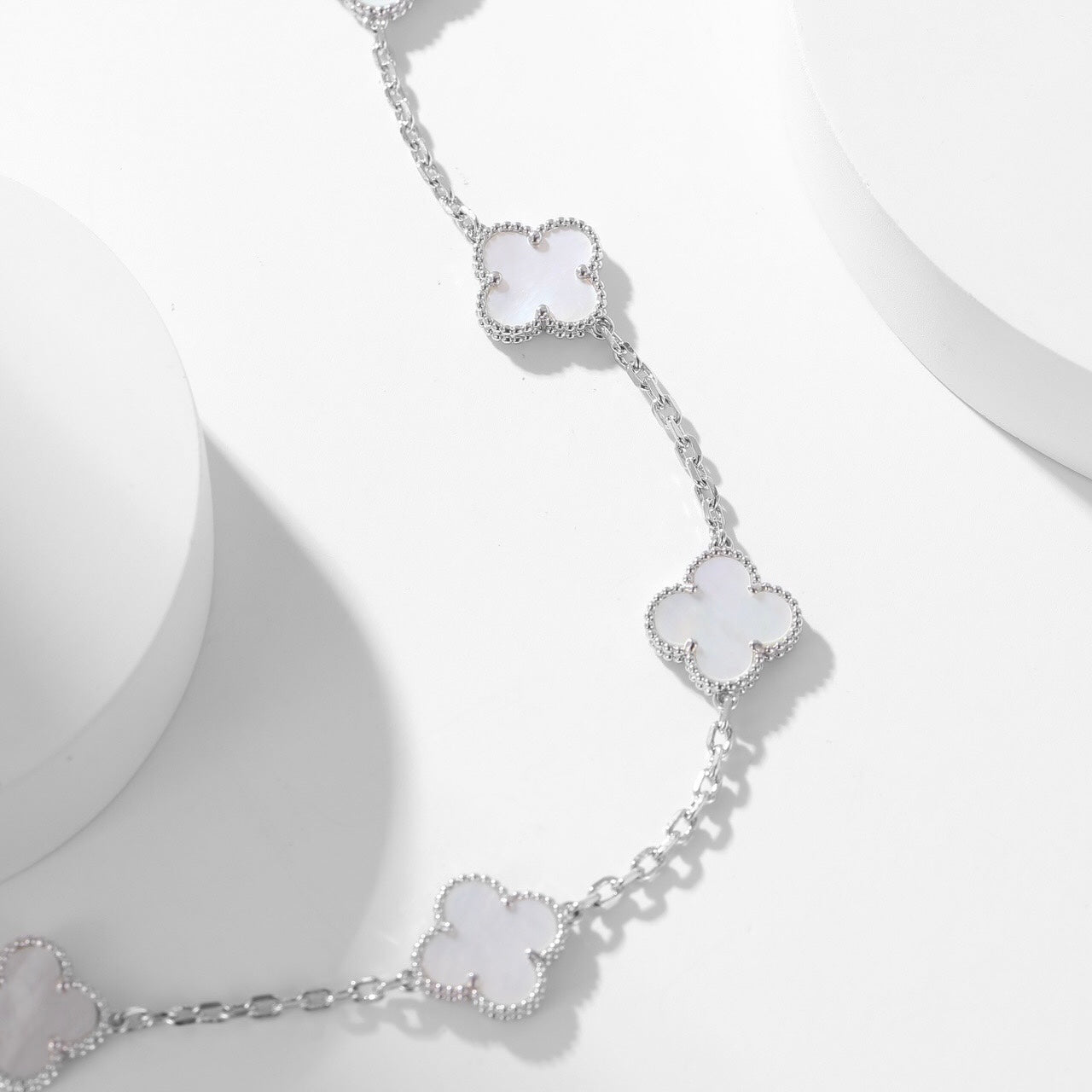 [TOPON]CLOVER 10 MOTIFS WHITE MOTHER OF PEARL NECKLACE