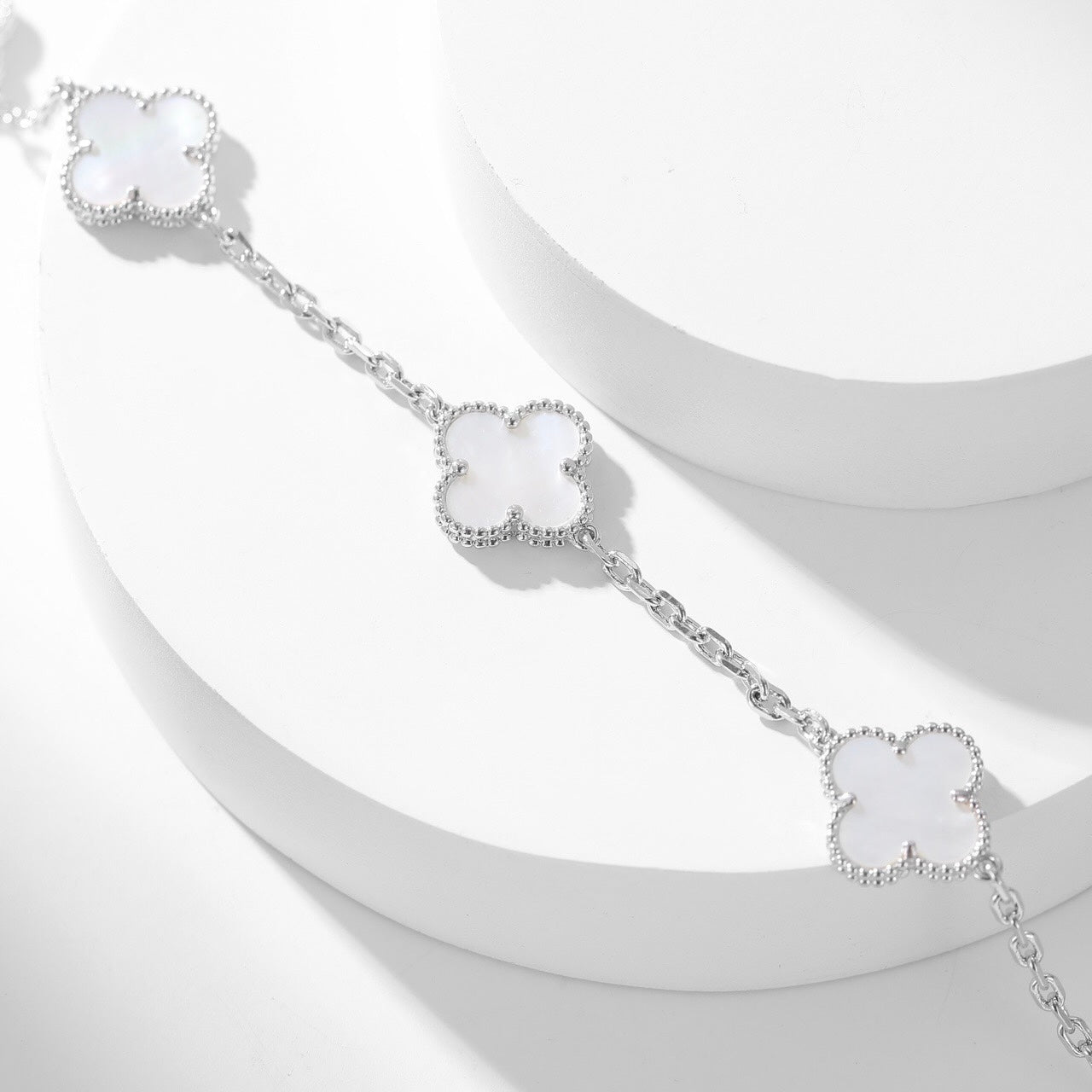 [TOPON]CLOVER 10 MOTIFS WHITE MOTHER OF PEARL NECKLACE