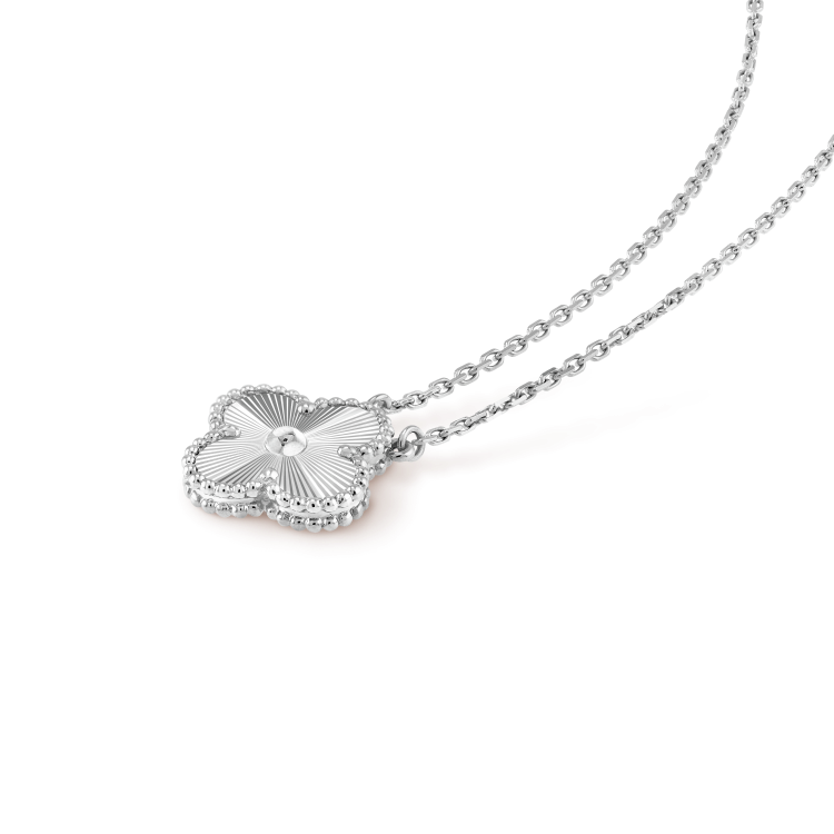 [TOPON]CLOVER 15MM LASER NECKLACE SILVER