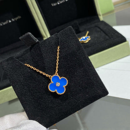 [TOPON]CLOVER 15MM DIAMOND AND BLUE AGATE NECKLACE