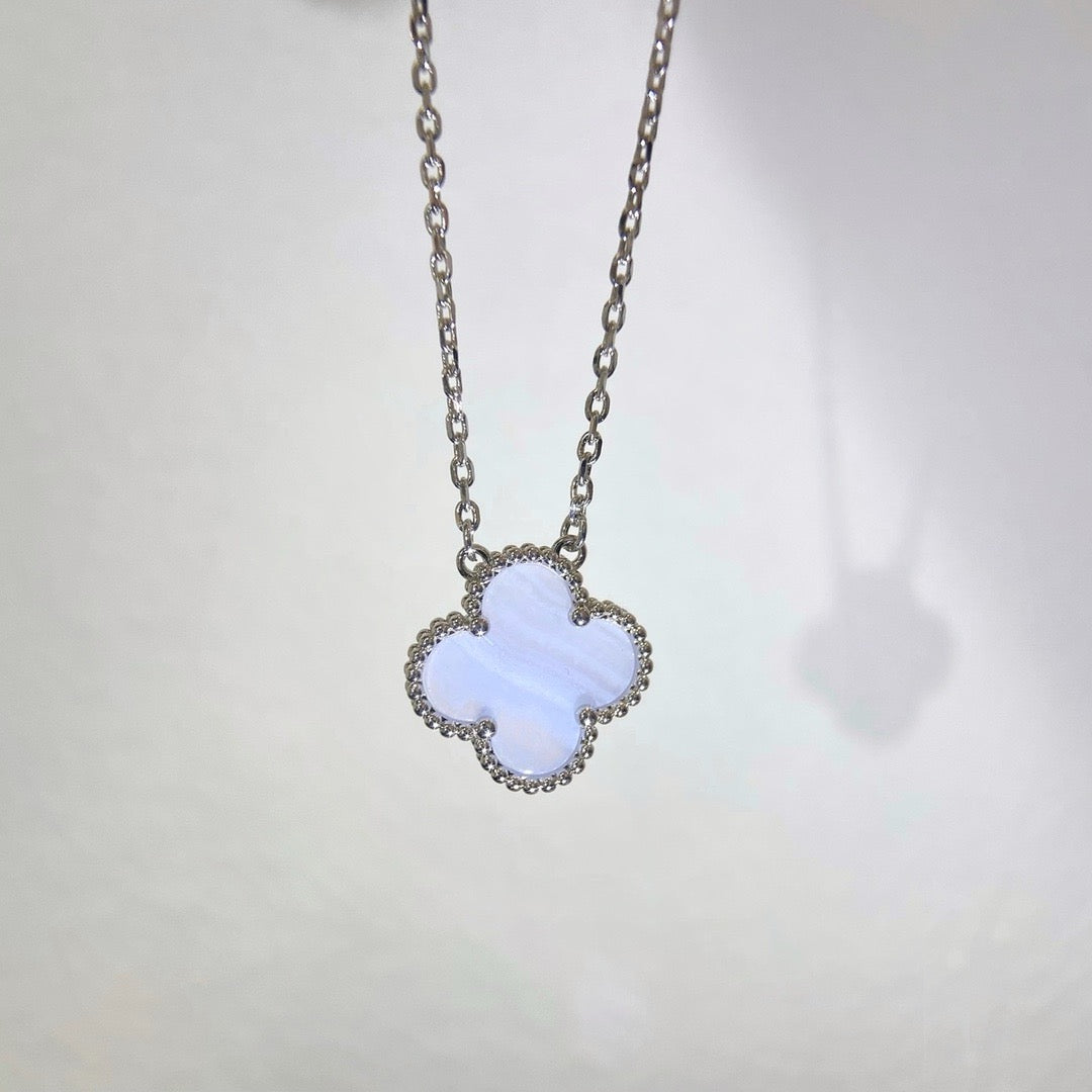 [TOPON]CLOVER 15MM BLUE CHALCEDONY NECKLACE SILVER