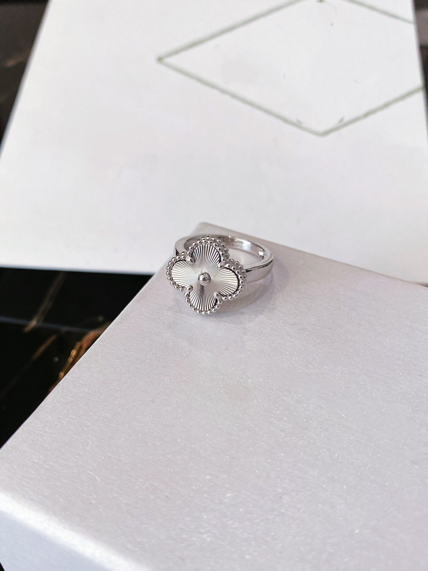 [TOPON]CLOVER SILVER RING