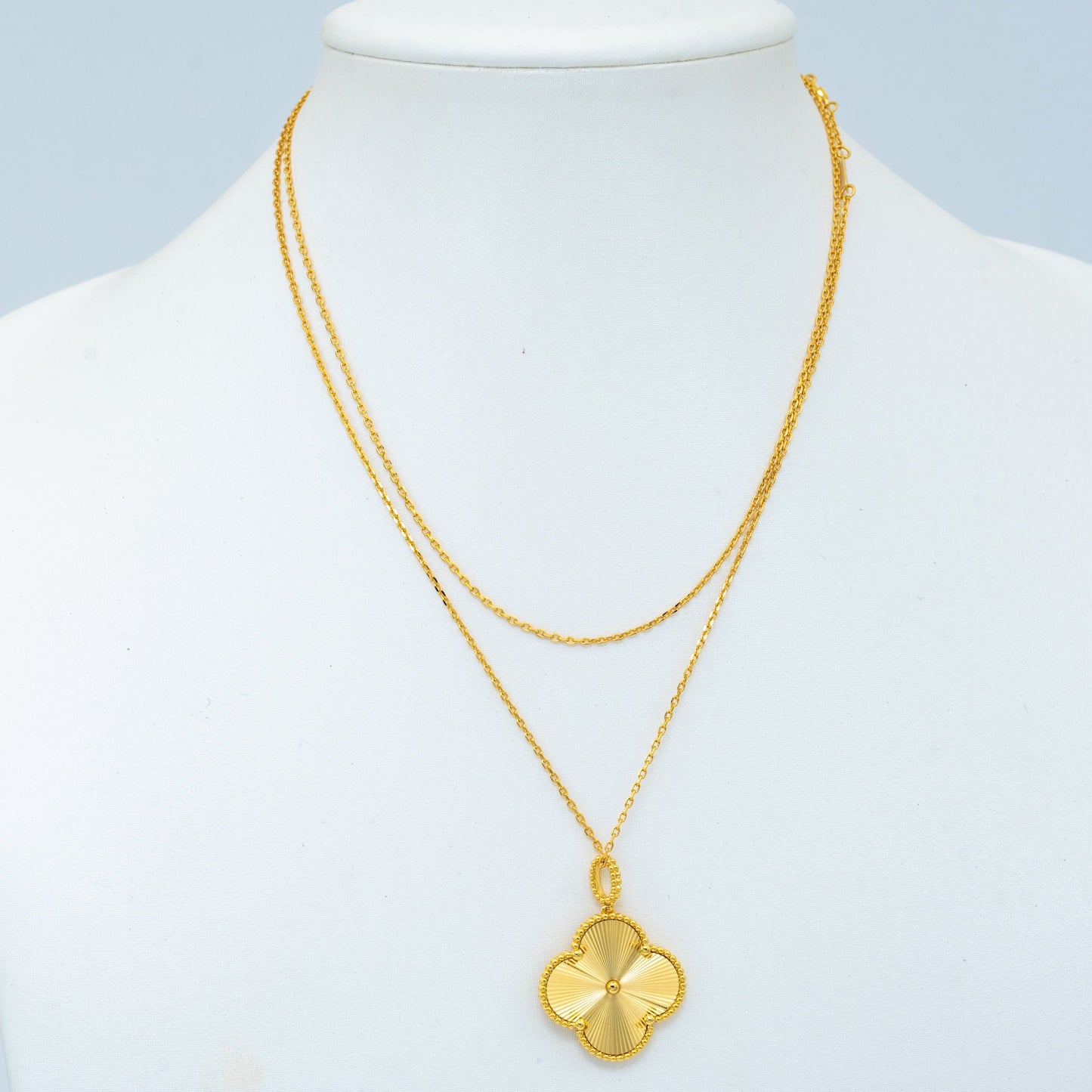 [TOPON]CLOVER 25MM PEDANT NECKLACE GOLD