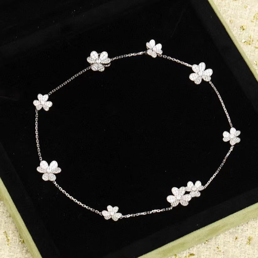 [TOPON]FRIVOLE SILVER 9 FLOWERS NECKLACE