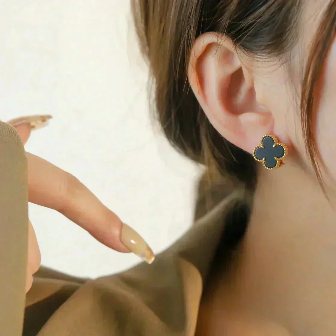 [TOPON]CLOVER MEDIUM 1 MOTIFS  ONYX STUD EARRINGS