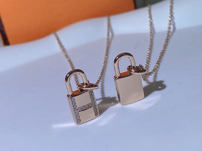 [TOPON]HM ADVANCED NICHE LOCK HEAD NECKLACE DIAMONDS