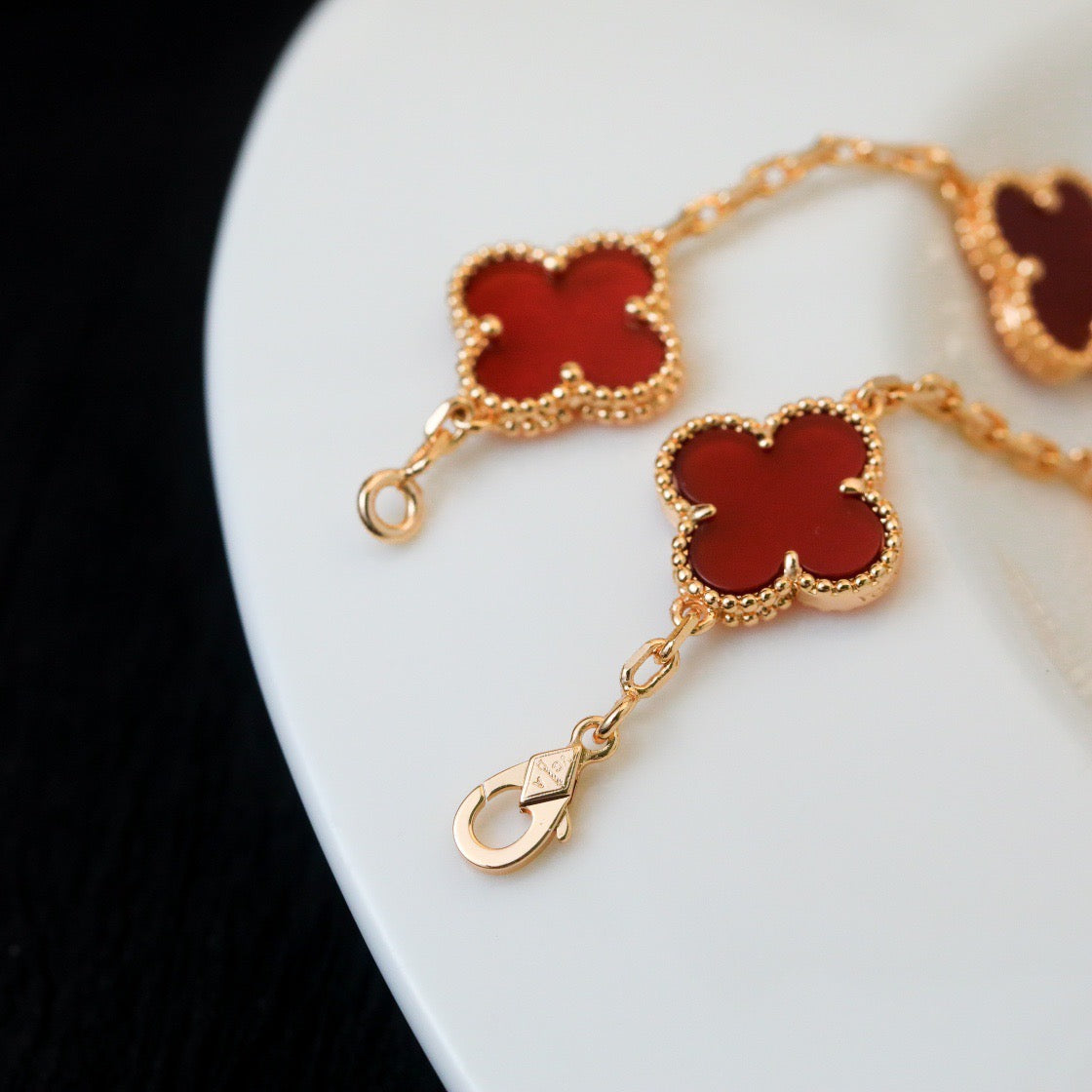 [TOPON]CLOVER 5 MOTIFS RED AGATE  BRACELET