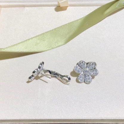 [TOPON]FRIVOLE SILVER FLOWER DIAMOND EARRINGS